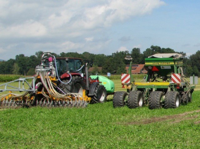Landwirtschaftliche Maschinen mit breiten Reifen