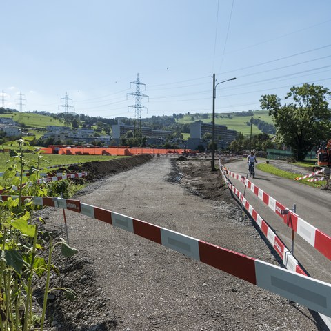 Die Strasse musste mehrmals verlegt werden.