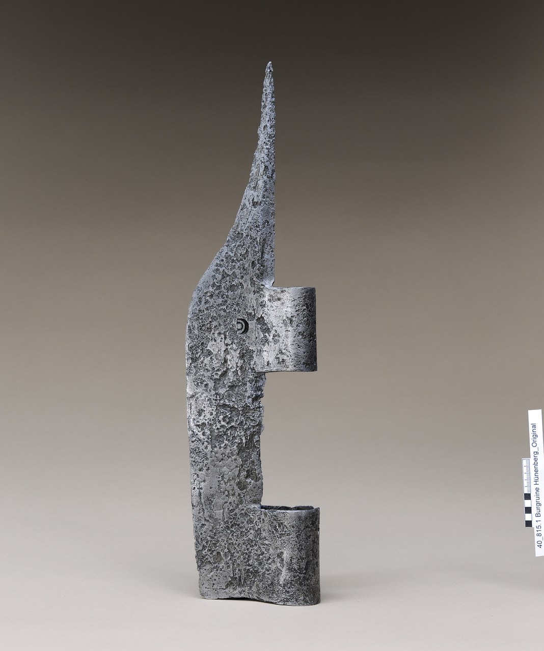 Aufgerichtete Hellebarde