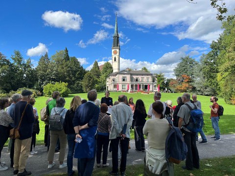 Foto 1: Architekturspaziergang