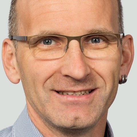 Achim Morg, Kundenberater 