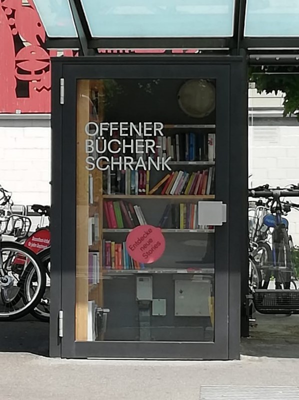Beispiel offener Bücherschrank in Horw LU
