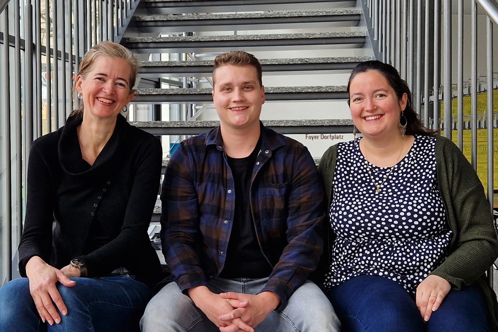 Foto (v.l.n.r.) Solange Glutz, Cédric Oberholzer und Laura Gemperle