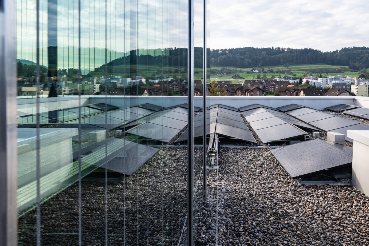 Photovoltaik Anlage Schulhaus 4