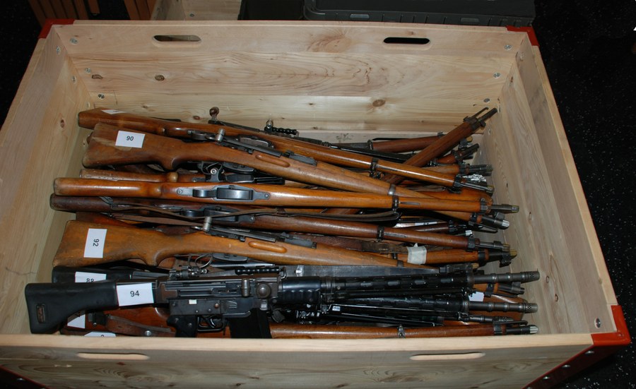 Entsorgte Waffen anlässlich Waffenabgabe 2008