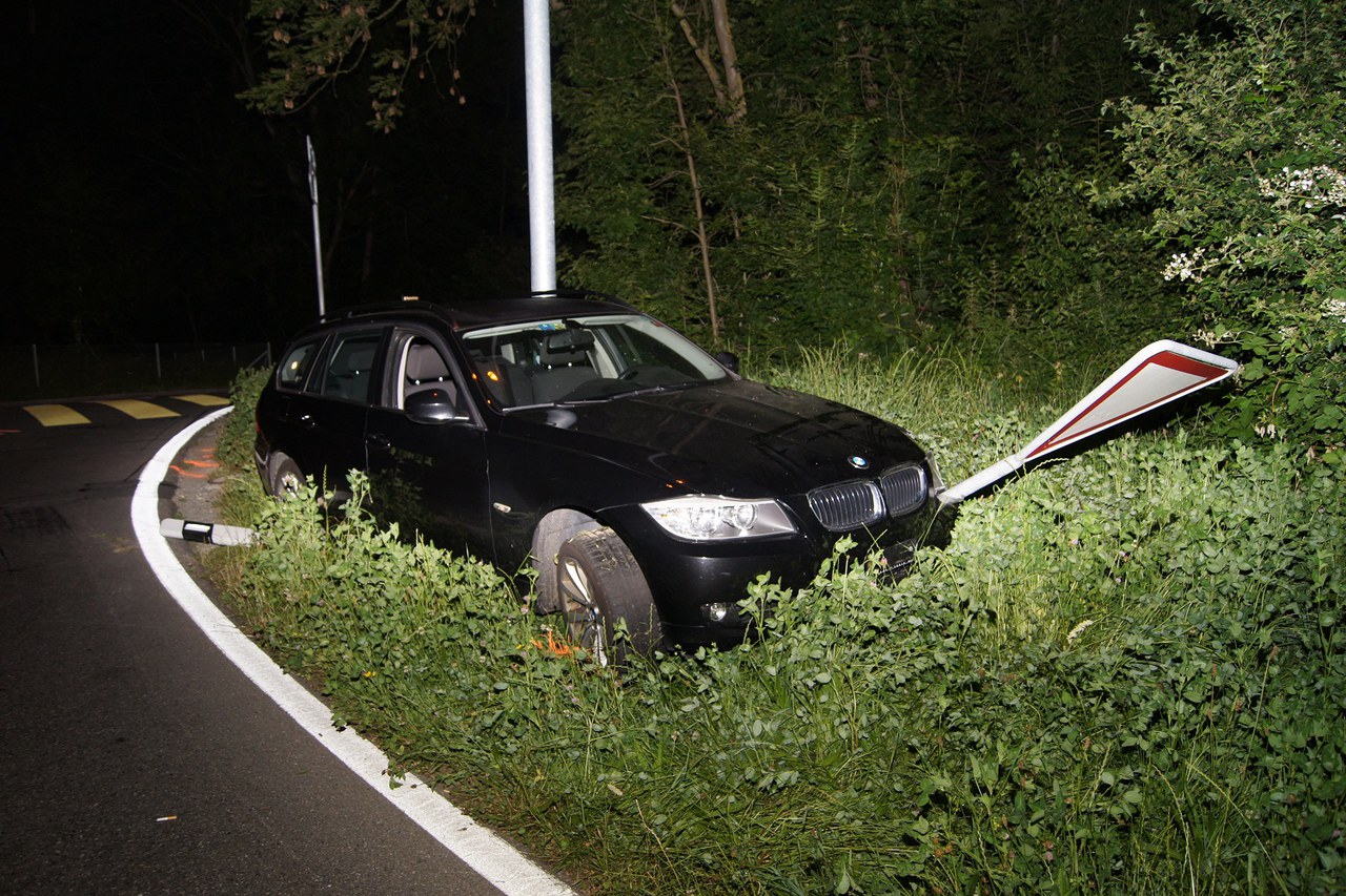 Selbstunfall Schochenmühlestrasse