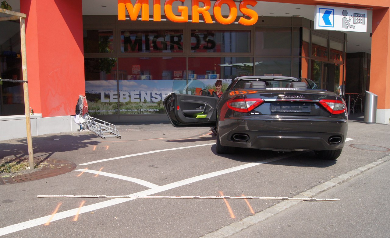 Unfallstelle Rotkreuz