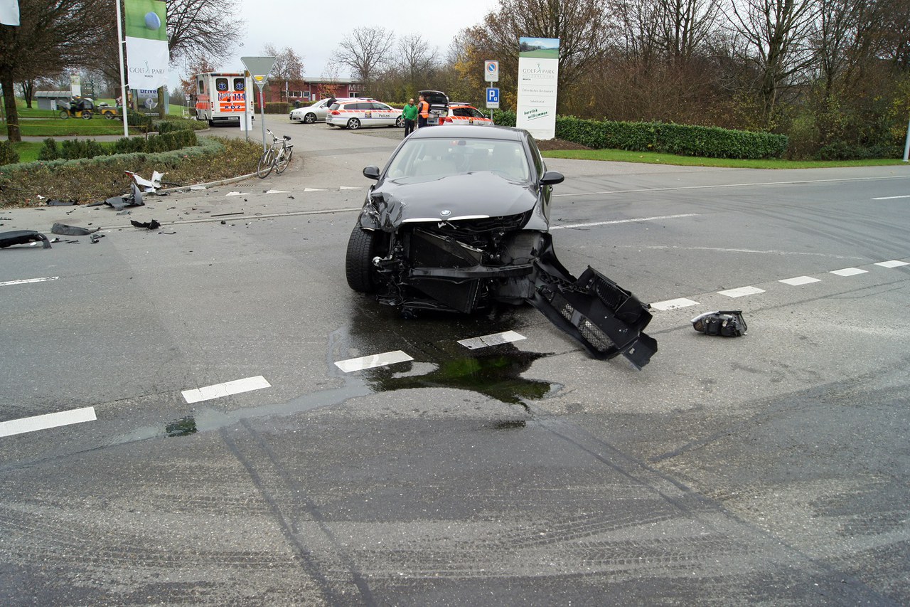 Total beschädigter BMW